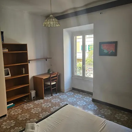 Inner The House *