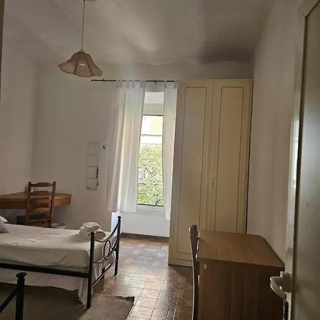 Inner The House *